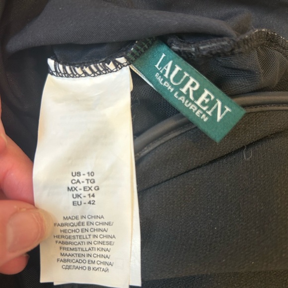 Lauren Ralph Lauren Women’s Underwire Ruffled One Piece Swimsuit Size 10 Black - Picture 3 of 10